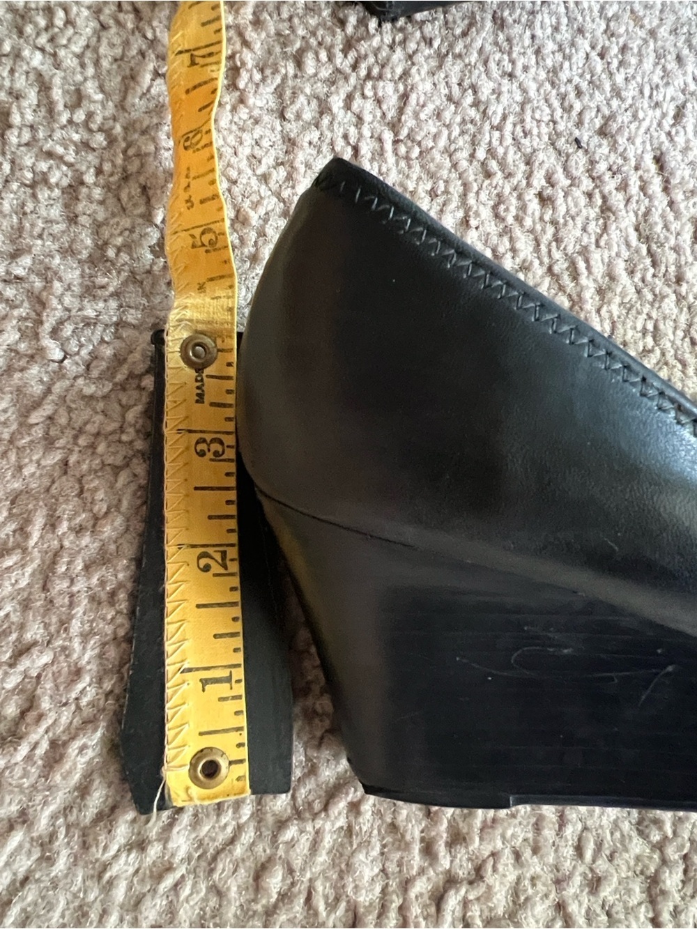 Tory Burch Sally Wedge Black Gold Logo Leather Heels Pumps Sz 9.5 - Picture 8 of 8